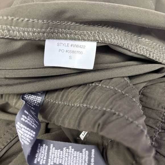 Vuori Weekend Jogger - Picture 10 of 10